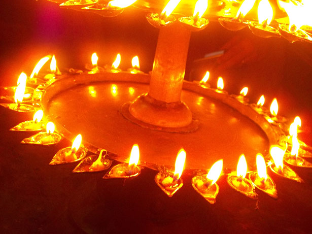 diyas-candles